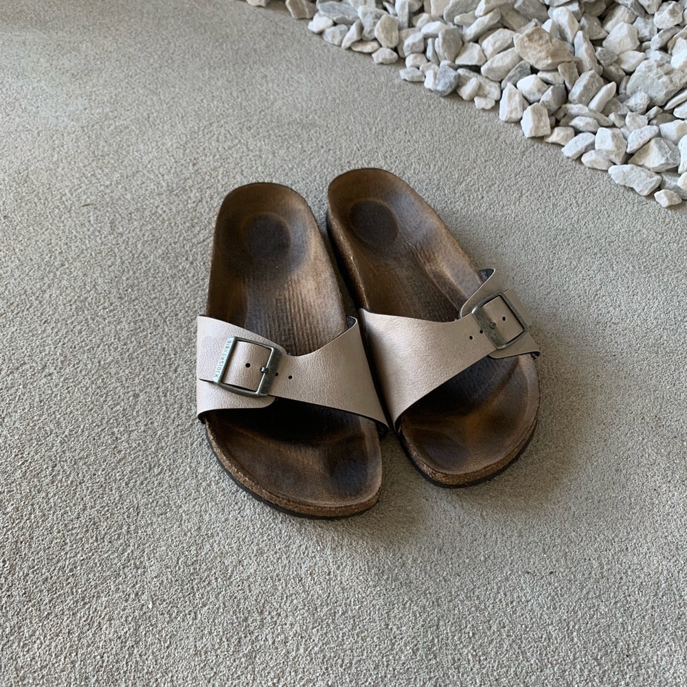 Barely used Birkenstock’s!